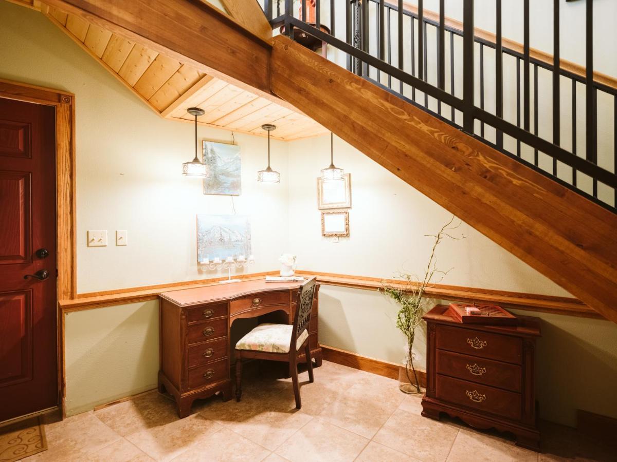 Maria'S Creekside B&B Анкъридж Екстериор снимка
