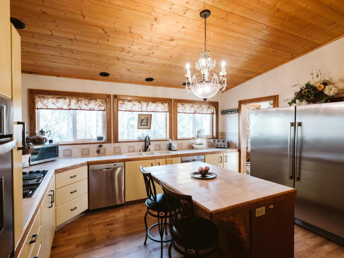 Maria'S Creekside B&B Анкъридж Екстериор снимка