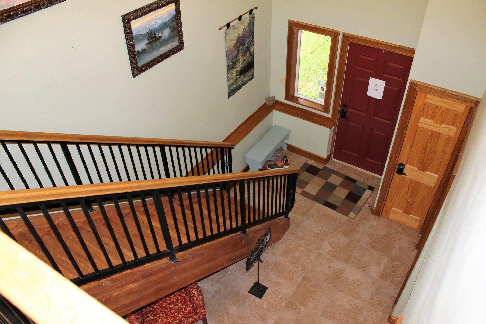 Maria'S Creekside B&B Анкъридж Екстериор снимка